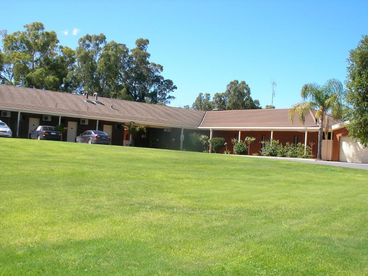 Tocumwal Golf Resort Exteriör bild